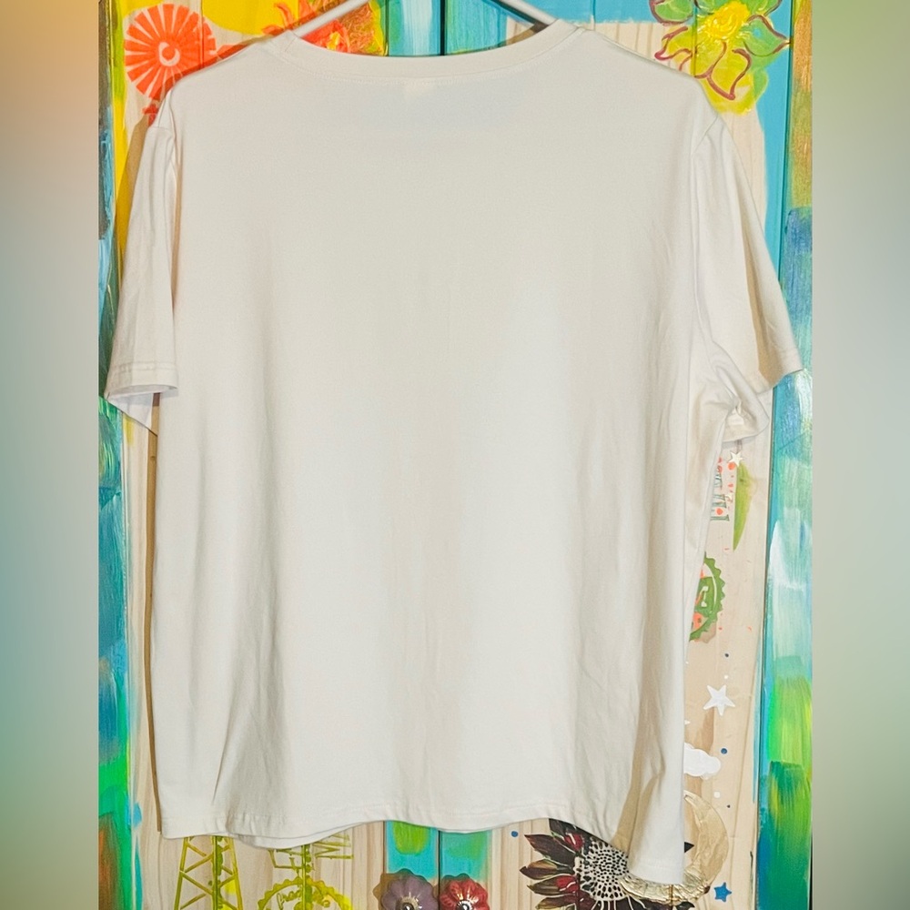 Adventure Graphic Women's Tee - Cream - Picture 2 of 3